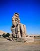 Colossi of Memnon. Memnos Kollosserne (Colossi of Memnon) Bygget af Pharaoh Amenhotep III ( Scan af KOL7698 )  Luxor Egypten Afrika  pharaoer, colossus