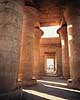 Ramesseum Templet. Ramesseum Templet ( Scan af KOL7706 )  Luxor Egypten Afrika  Sjler, Pharaoh Ramesses II