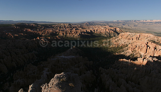 Bryce Canyon National Park. Eroderede sandstensformationer i Bryce Amphitheater i Bryce Canyon National Park; ; Bryce Canyon National Park / Wyoming; USA; Nord Amerika; ; Bjerge, nationalparker, floder, sandsten, erosion