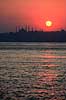 Solnedgang over Istanbul. Solnedgang over Istanbul Sultan Ahmet Camii (Den Bl� Moske) ( Scan af KOL236 )   Istanbul Tyrkiet Asien  Solen, solnedgange, Bosporus Str�det