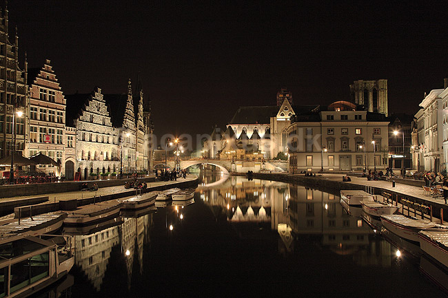 Gent. Den gamle bydel i Gent (Ghent) ved aftenbelysning; ; Gent / Flanderen; Belgien; ; ; turistsev�rdigheder, turisme