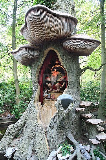 Efteling. Troldekongen (Trollenkoning) i Eventyrskoven (Sprookjesbos) i Efteling forlystelsesparken i Holland; ; Efteling / Kaatsheuvel; Holland; ; ; The Netherlands, forlystelsesparker
