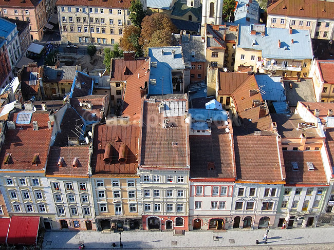Lviv. Byen Lviv er regionshovedstad i Lviv Oblast (polsk: Lw�w, Lwow, tysk: Lemberg). V�rtsby til Euro 2012; ; Lviv; Ukraine; ; ; Leopolis, UNESCO's Verdensarvsliste, Unesco World Heritage, Europamesterskab 2012, Euro12