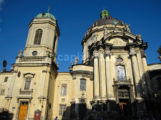 Lviv. Den Dominikanske Kirke i byen Lviv, der er regionshovedstad i Lviv Oblast (polsk: Lw�w, Lwow, tysk: Lemberg). V�rtsby til Euro 2012; ; Lviv; Ukraine; ; ; Leopolis, UNESCO's Verdensarvsliste, Unesco World Heritage, Europamesterskab 2012, Euro12