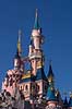 Disneyworld. Torneroses slot i Fantasyland i Disneyworld i Paris  Paris Frankrig   Princesseslottet, Eurodisney, Disneyland Park, Sleeping Beauty Castle, Forlystelsespark, forlystelsesparker