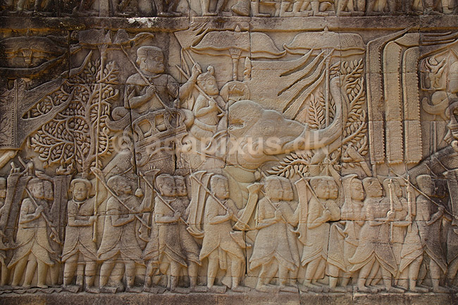 Basrelief i Angkor Wat. Basrelief af krigsscener i Angkor Wat templet i Angkor Archeological Park, World Heritage Site; ; Angkor Archeological Park / Siem Reap; Cambodia; ; ; Angkor Wat, Templer, Khmer riget
