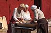 Middelaldercentret. Kvinder �lter dej til br�d i Middelaldercentret i Sundby ved Nyk�bing Falster  Middelaldercentret / Nyk�bing Falster Danmark  sev�rdigheder turisme, mad, madlavning, bager, bageri