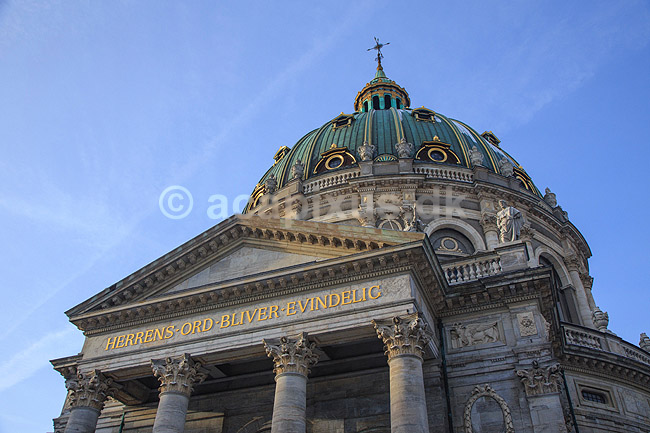Marmorkirken. Frederiks Kirke eller Marmor-kirken; ; K�benhavn; Danmark; ; ; Kirker, kristendom, religion, vinter