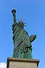 Replica af Frihedsgudinden i Paris. Replica af Frihedsgudinden p� Ile aux Cygnes i Paris  Ile aux Cygnes  / Paris Frankrig  Sev�rdigheder Statuer, Statue of Liberty replica