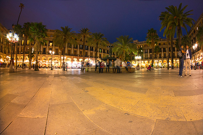 Plaza Real i Barcelona. Pla�a Reial i Barcelona.; ; Plaza Real / Barcelona; Spanien; ; ; Sev�rdigheder, pladser