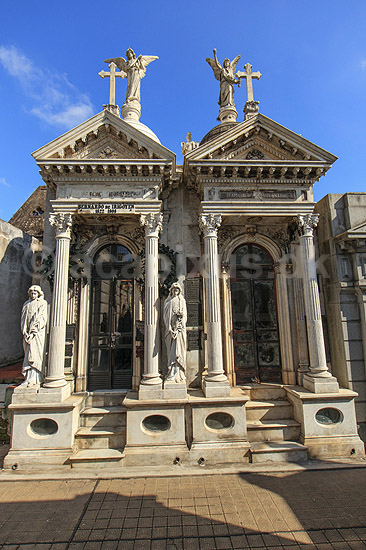 Buenos Aires. Gravmonumenter p� Cementerio de la Recoleta kirkeg�rde i Buenos Aires; ; Buenos Aires; Argentina; Sydamerika; ; kirkeg�rde