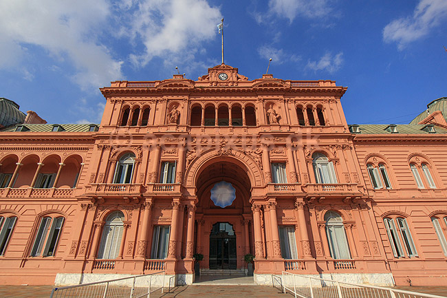 Casa Rosada. Plaza de Mayo med Casa Rosada (Casa de Gobierno), Argentinas Pr�sident Palads; ; Buenos Aires; Argentina; Sydamerika; ; 