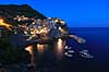 Cinque Terre. Manarola i aftenskumringen. Manarola er den n�st sydligste af de 5 Cinque Terre byer  Manarola / Parco Nazionale delle Cinque Terre / Ligurien Italien   Liguria, turisme, sightseeing