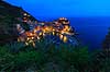 Cinque Terre. Vernazza i aftenskumringen. Vernazza er den n�st nordligste af de 5 Cinque Terre byer  Vernazza / Parco Nazionale delle Cinque Terre / Ligurien Italien   Liguria, turisme, sightseeing