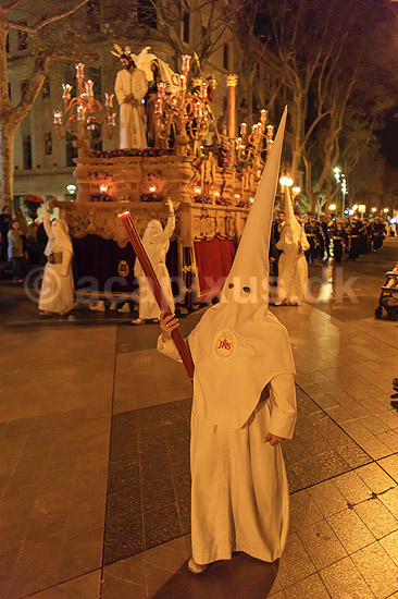 P�skeprocession i Palma de Mallorca. P�ske procession p� Passeig del Born i Palma de Mallorca under La Semana Santas (den hellige uge); ; Palma de Mallorca; Spanien; ; Sev�rdigheder; Kristendom, katolsk, religion, p�sken