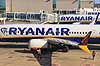 Ryanair. Fly fra flyselskabet Ryanair ved terminalen i Palma de Mallorca Lufthavn   Aeroport de Palma / Palma de Mallorca Spanien   Lufthavne, airport, flytrafik, jetfly, passagerfly, rutefly, rejse, rejser, transport
