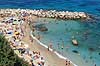 Capri. Den offentlige strand ved Marina Grande p� Capri  Capri / Napoli / Campania Italien  Sev�rdigheder Turisme, ferie