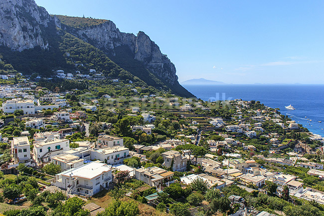 Capri. Byen Marina Grande p� Capri; ; Capri / Napoli / Campania; Italien; ; Sev�rdigheder; Turisme, ferie