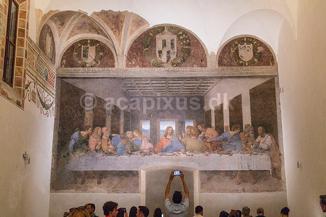 Den Sidste Nadver af Leonardo da Vinci. Jesus og hans desciple i maleriet Den Sidste Nadver af Leonardo da Vinci dateret til 1495�1498. P� v�gen i refractoriet i Santa Maria delle Grazie klosteret; ; Santa Maria delle Grazie i Milano / Milano; Italien; ; Sev�rdigheder; Il Cenacolo, La Ultima Cena, Leonardos Last Supper Museum, Kirke, kirker, kristendom, religion, katolisme