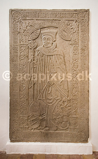 Sor� Klosterkirke. Valdemar Atterdags (1320-1375) gravsten af Henrik Tornekrans i Sor� Klosterkirke - Valdemar Atterdag, s�n af Christoffer 2., var konge af Danmark 1340-1375; ; Sor�; Danmark; ; ; Kirker, kristendom, Konger og dronninger