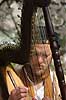 Gademusikant. Gademusikant spiller p� harpe ved Path of Philosophy i Kyoto  Path of Philosophy / Kyoto Japan Asien  musik musikanter instrumenter