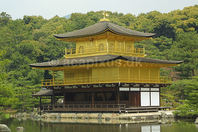 Kinkaku-ji. Den forgyldte pagode ved Kinkaku-ji; ; Kinkaku-ji / Kyoto; Japan; Asien; ; templer