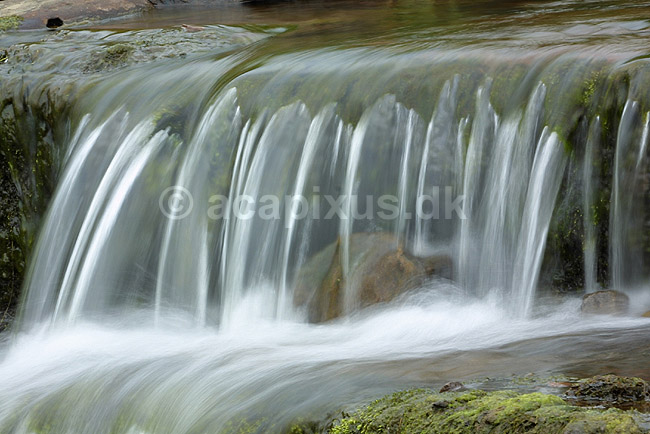 Vandfald. Lille vandfald i Brecon Beacons National parken i Wales; ; Brecon Beacons; Wales; Europa; ; vand, rent vand, vandforsyning, kildevand