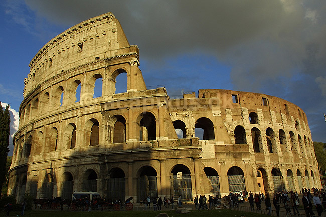 Colosseum. Colosseum i Rom; ; Rom; Italien; Europa; ; romerriget, gladiatorkampe, turistsev�rdigheder, teatre, Colosseo, Coloseum